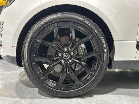 Used 2019 Land Rover Range Rover Supercharged AWD/4WD image 7
