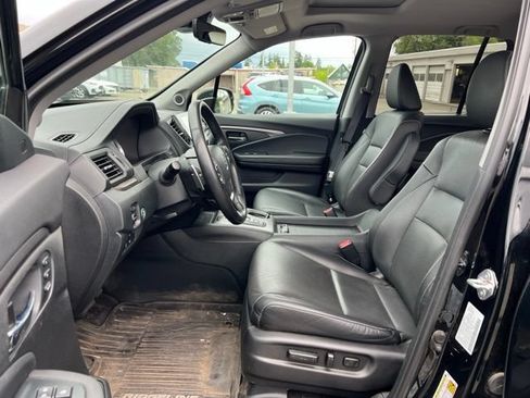 Used 2023 Honda Ridgeline RTL-E image 12