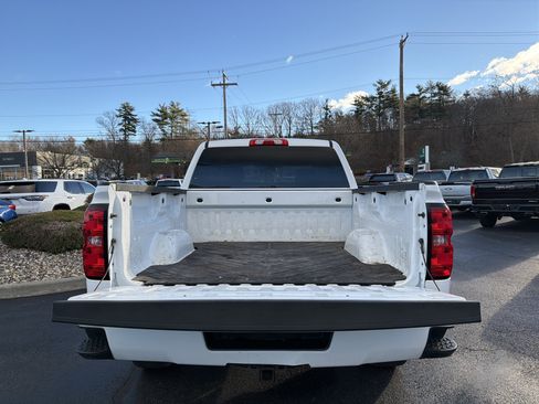 Used 2017 Chevrolet Silverado 1500 LT w/ All Star Edition image 30