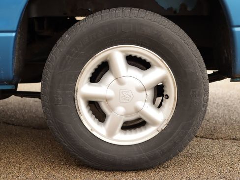 Used 1999 Dodge Dakota SLT image 34