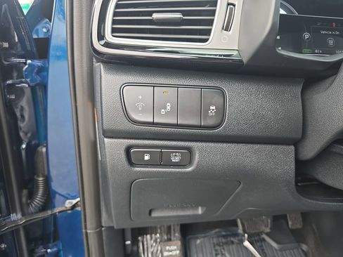 Used 2017 Kia Niro Touring image 21