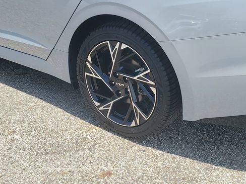 Used 2025 Kia K5 GT-Line w/ GT-Line Premium Package FWD image 36