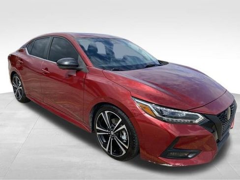 Used 2021 Nissan Sentra SR w/ SR Premium Package image 4