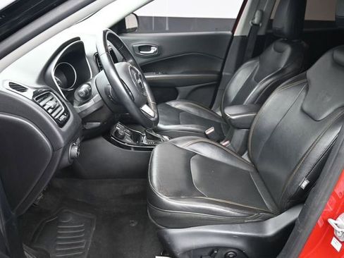 Used 2018 Jeep Compass Limited w/ Navigation Group image 26