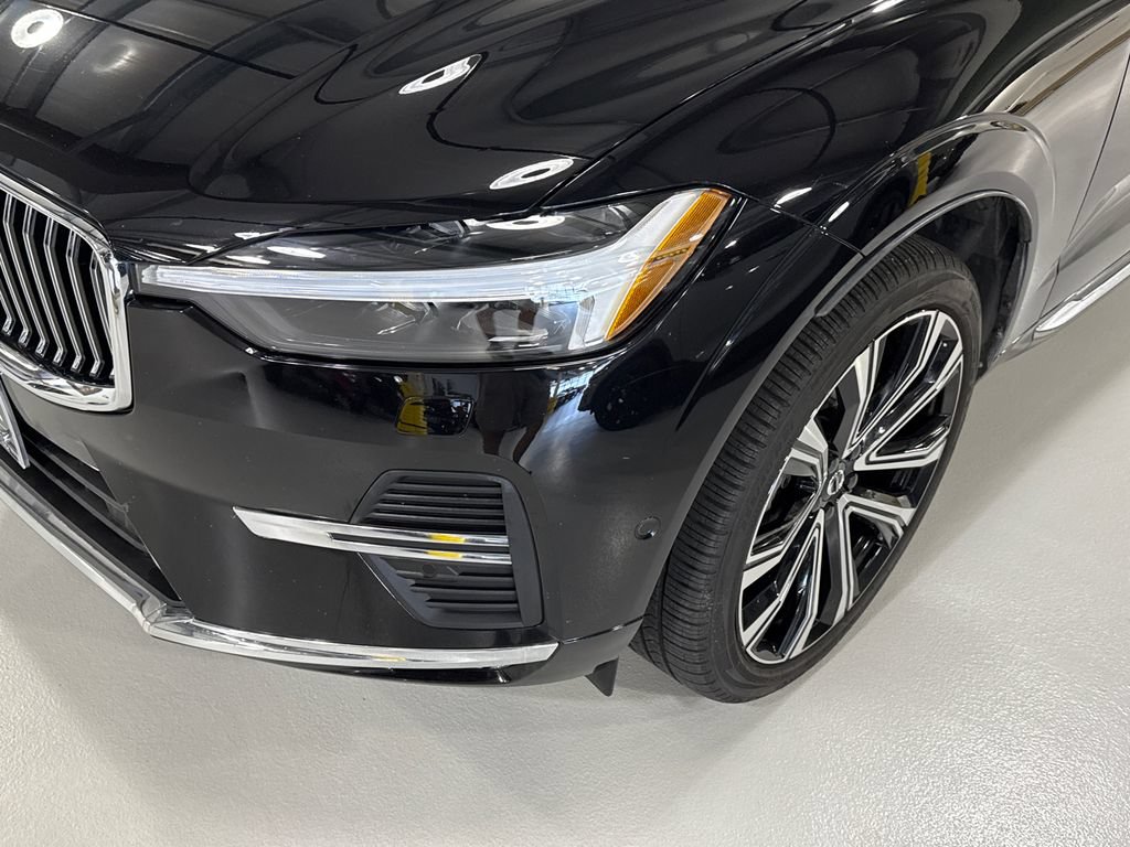 Certified 2023 Volvo XC60 B6 Ultimate w/ Protection Package Premier AWD/4WD image 7