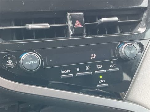 Used 2022 Toyota Camry LE image 15