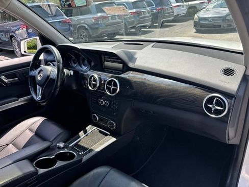 Used 2015 Mercedes-Benz GLK 250 BlueTEC 4MATIC image 32