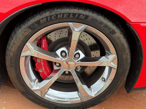 Used 2013 Chevrolet Corvette Grand Sport w/ 3LT Preferred Equipment Group RWD image 12