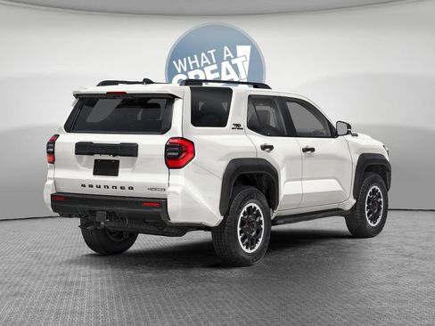 New 2026 Toyota 4Runner TRD Off-Road Premium AWD/4WD image 2