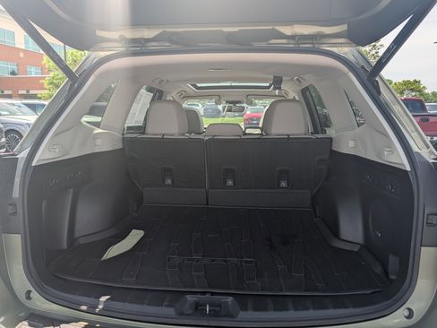 Used 2020 Subaru Forester Limited w/ Popular Package #3 AWD/4WD image 16