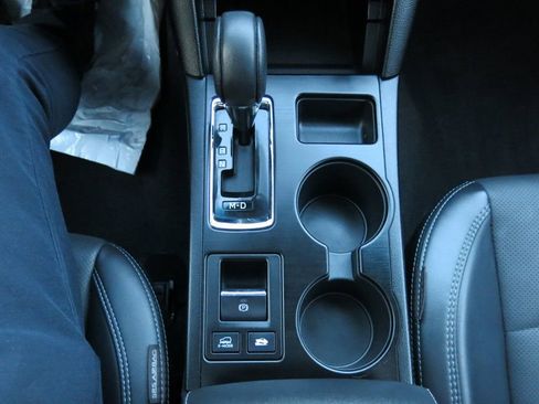 Used 2019 Subaru Outback 3.6R Limited image 29