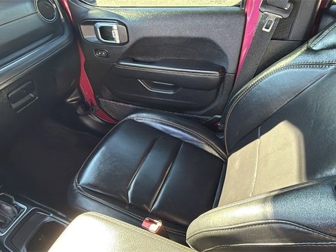 Used 2024 Jeep Wrangler Unlimited Rubicon 392 image 14