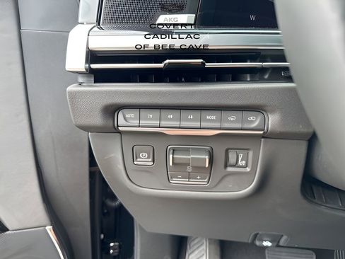 New 2026 Cadillac Escalade Sport w/ Touring Package image 34