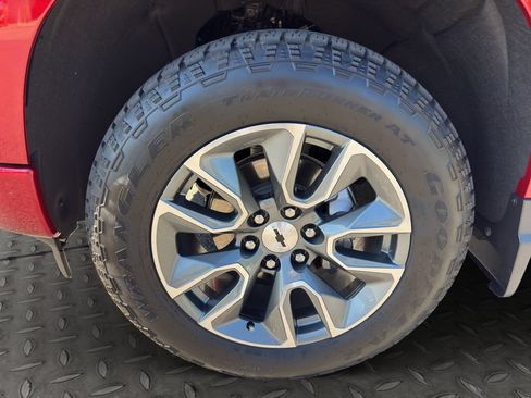 Used 2025 Chevrolet Silverado 1500 RST w/ RST All Star Premium Package AWD/4WD image 15