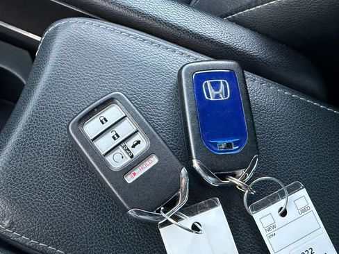Used 2022 Honda Insight Touring image 27