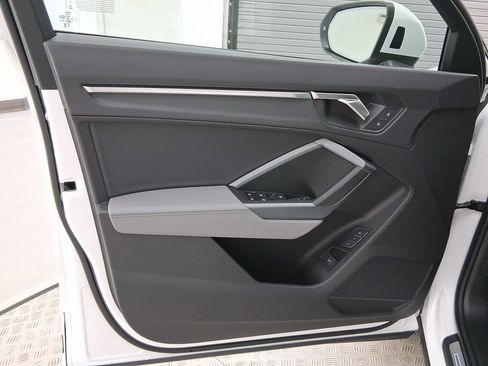 New 2025 Audi Q3 2.0T Premium image 19