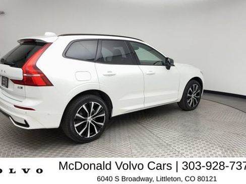Certified 2025 Volvo XC60 B5 Plus AWD/4WD image 2