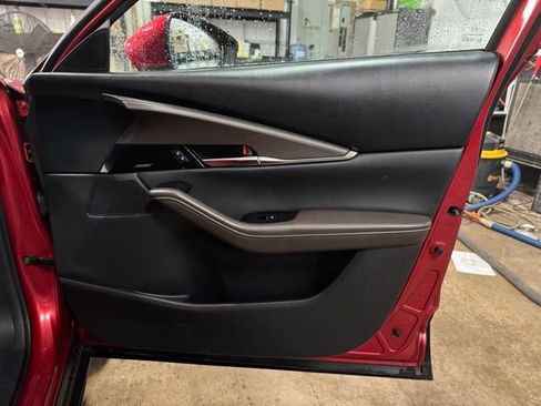 Used 2024 MAZDA CX-30 AWD 2.5 S w/ Premium Package image 14