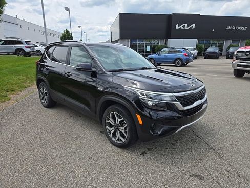 Certified 2021 Kia Seltos EX AWD/4WD image 1