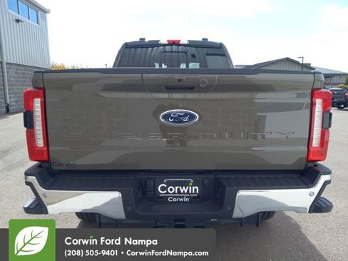 New 2026 Ford F250 Lariat w/ Lariat Ultimate Package image 4