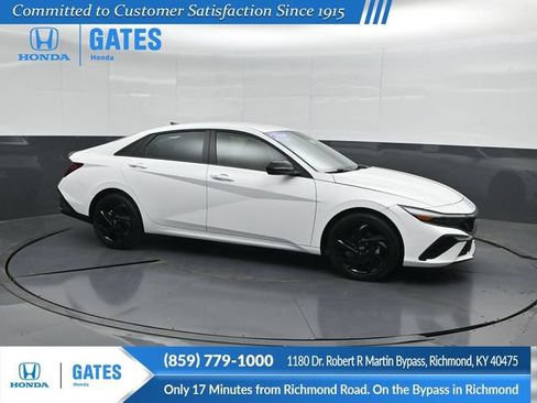 Used 2026 Hyundai Elantra Sport FWD image 1