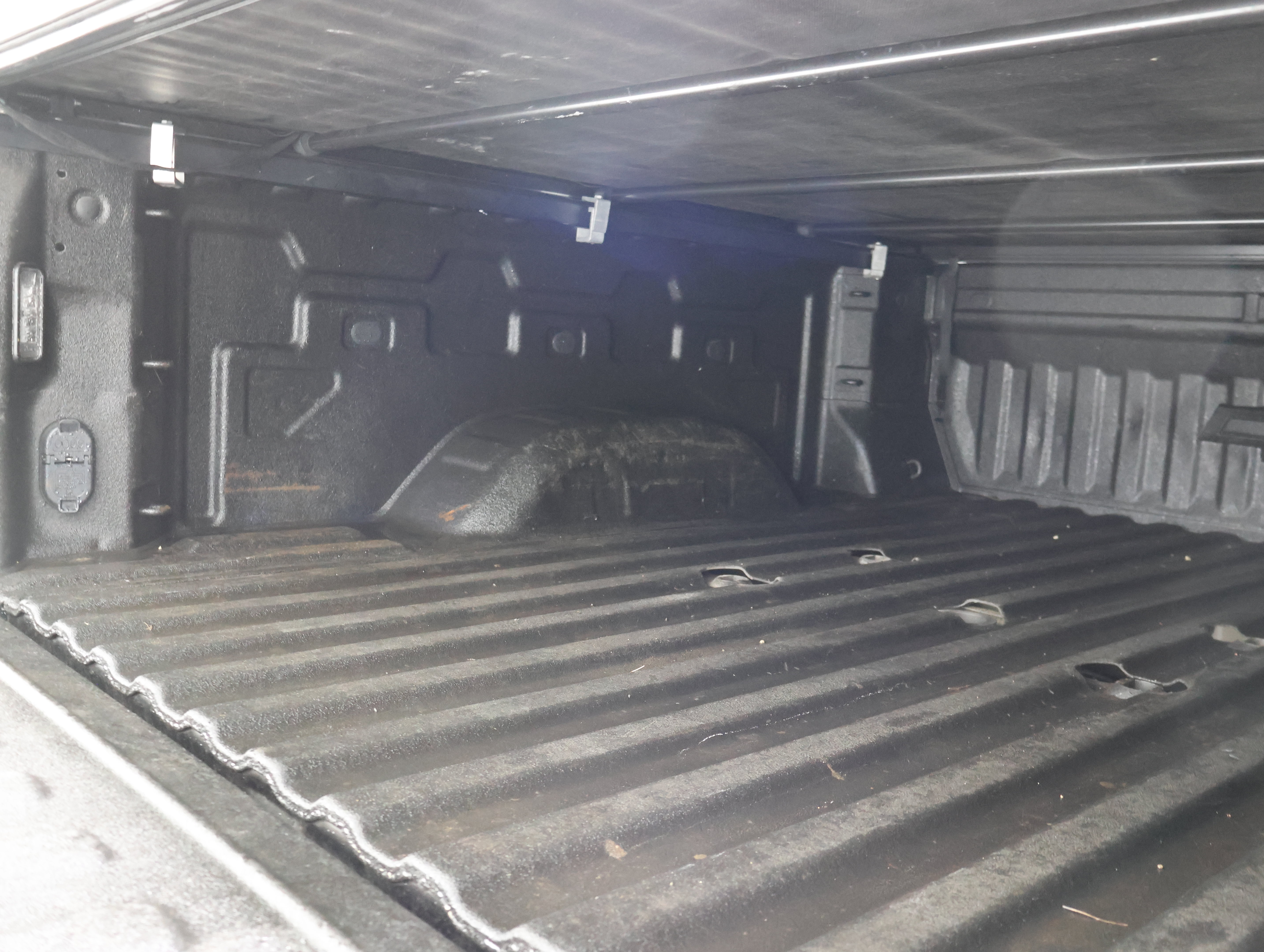 Used 2022 Chevrolet Silverado 2500 LTZ AWD/4WD image 5
