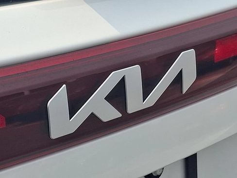 Used 2024 Kia Seltos S AWD/4WD image 29