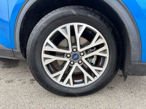 Used 2021 Ford Escape SEL image 6