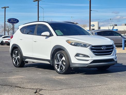 Used 2018 Hyundai Tucson Value w/ Cargo Package image 8