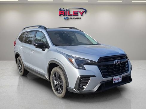 Used 2025 Subaru Ascent Bronze Edition AWD/4WD image 8