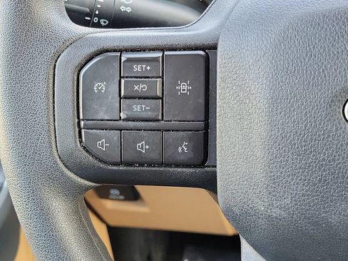 Used 2023 Ford F150 XLT RWD image 28