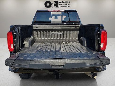Used 2021 GMC Sierra 2500 AT4 w/ AT4 Premium Plus Package image 8