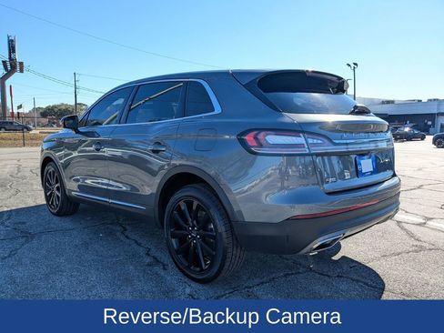 Used 2023 Lincoln Nautilus Reserve w/ Monochromatic Package image 6