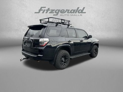 Used 2021 Toyota 4Runner SR5 image 7