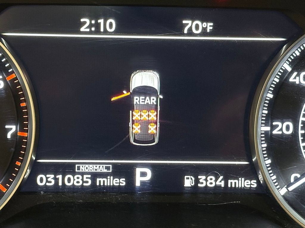 Used 2025 Mitsubishi Outlander AWD image 6