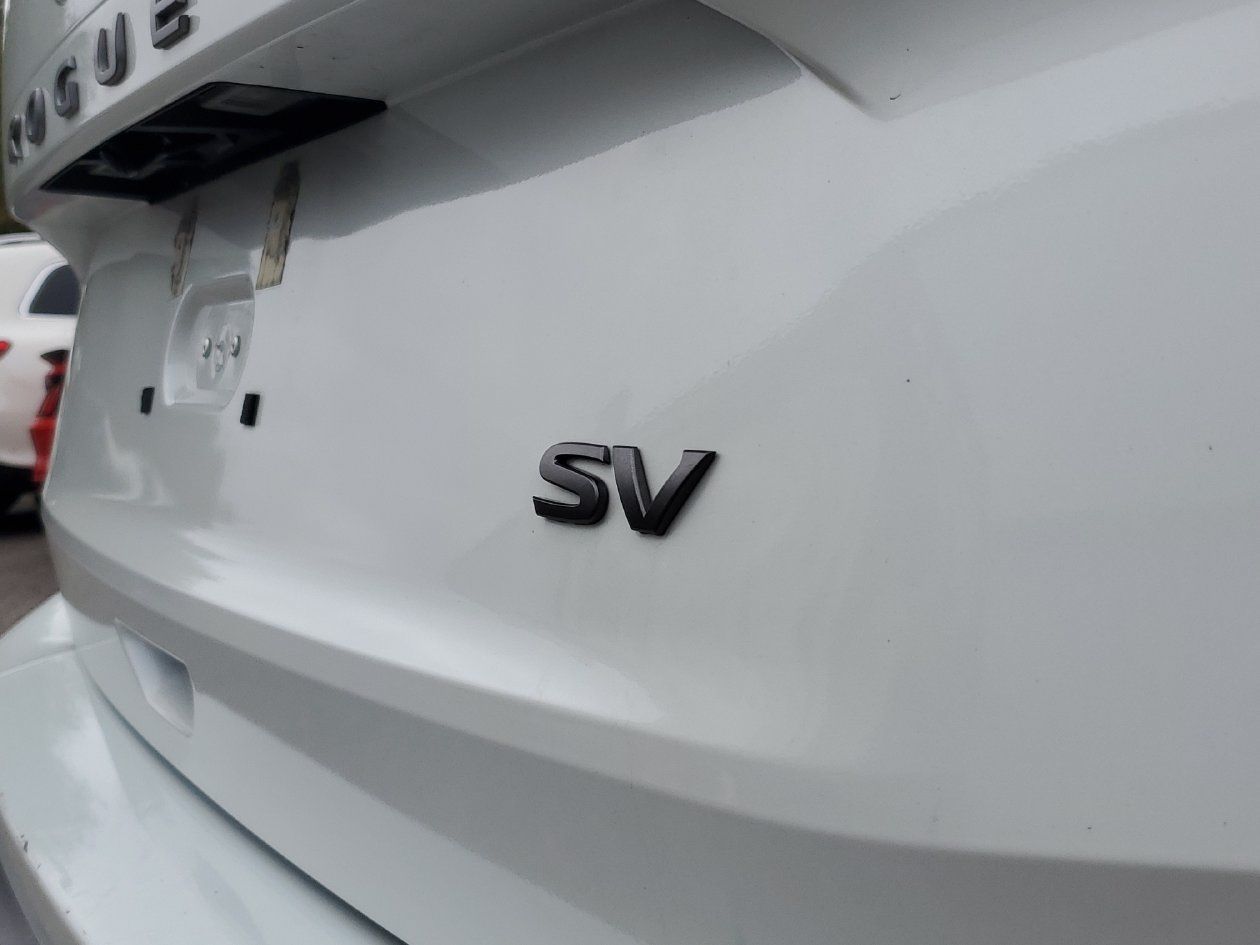 Used 2024 Nissan Rogue SV FWD image 7