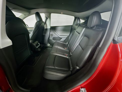 Used 2023 Tesla Model Y Long Range image 27