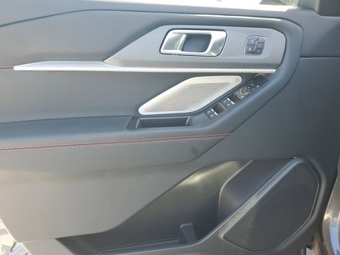 New 2026 Ford Explorer ST w/ Sun And Sound Package image 13
