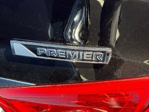 Used 2017 Chevrolet Impala Premier FWD image 10