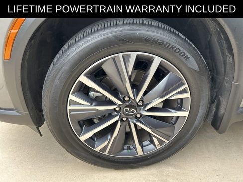 Certified 2026 INFINITI QX60 Luxe w/ Family Package image 4