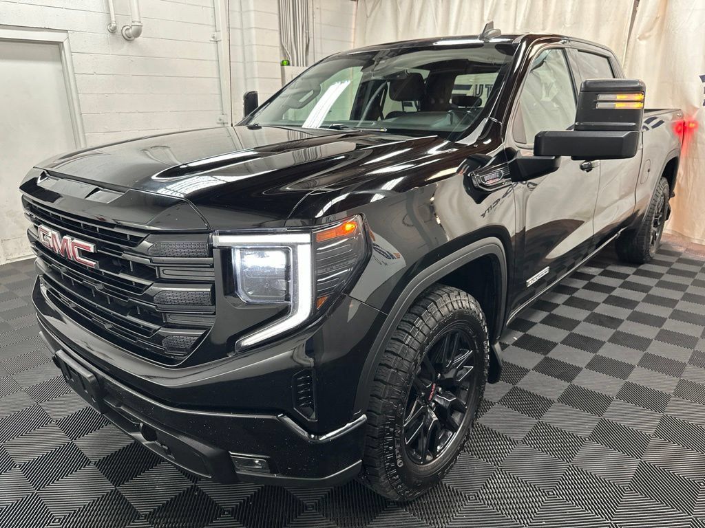 Used 2023 GMC Sierra 1500 Elevation AWD/4WD image 4