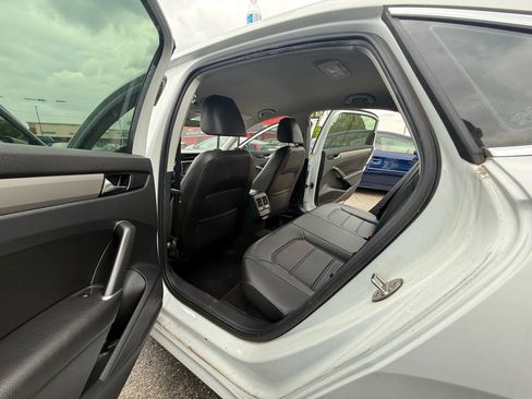 Used 2020 Volkswagen Passat 2.0T SE image 7