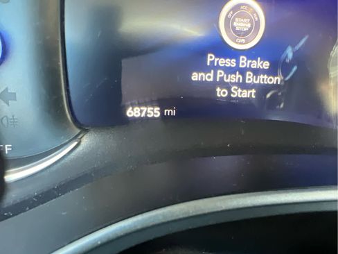 Used 2018 Chrysler Pacifica Touring Plus image 7