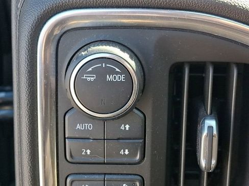 Certified 2021 Chevrolet Silverado 1500 LT Trail Boss w/ Convenience Package II image 24