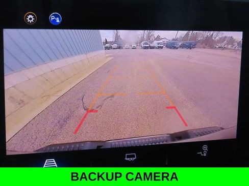 Used 2023 Chevrolet Colorado LT w/ LT Convenience Package II image 5