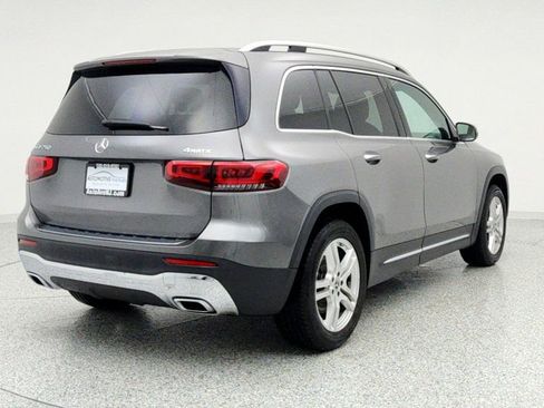 Used 2020 Mercedes-Benz GLB 250 GLB 250 4MATIC SUV w/ Premium Package image 5