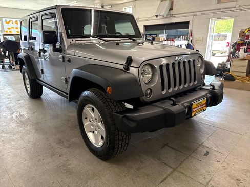 Used 2015 Jeep Wrangler Unlimited Sport w/ Quick Order Package 24S image 67