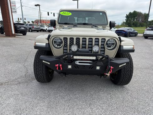 Used 2022 Jeep Gladiator Rubicon w/ LED Lighting Group AWD/4WD image 2