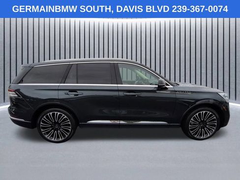 Used 2023 Lincoln Aviator Black Label w/ Dynamic Handling Package AWD/4WD image 4
