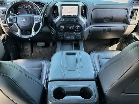 Used 2020 Chevrolet Silverado 1500 LTZ AWD/4WD image 10